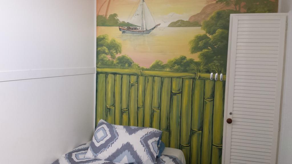 Gecko'S Rest Budget Accommodation & Backpackers Mackay Room photo